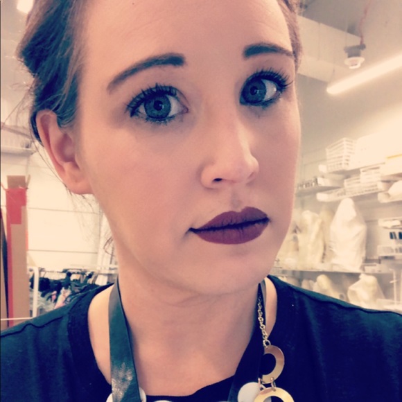 Meet your Posher, Becky - Picture 7 of 7